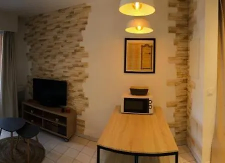 Appartement Charmant F2 Raphaël - 4 Personnes Saint-Raphaël